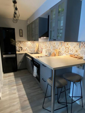 West Station Apartment